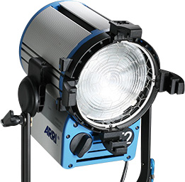 ARRI True Blue T2, 2000W, MAN, blau-silber, ohne Stecker von ARRI