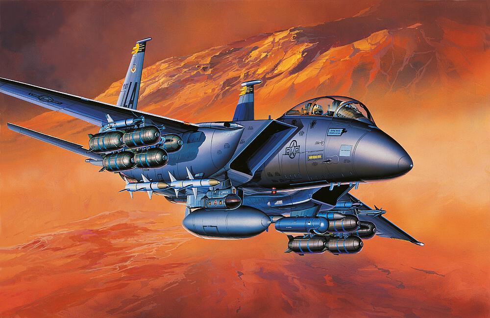 F-15E Strike Eagle F-15E Strike Eagle von Academy Plastic Model
