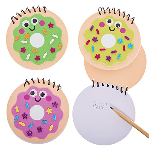 Baker Ross FX701 Donut-Mini-Notizblock-Bausätz - 5er-Packung, Schaumstoff-Bastelsets für Kinder Baker Ross FX701 Donut-Mini-Notizblock-Bausätz - 5er-Packung, Schaumstoff-Bastelsets für Kinder von Baker Ross