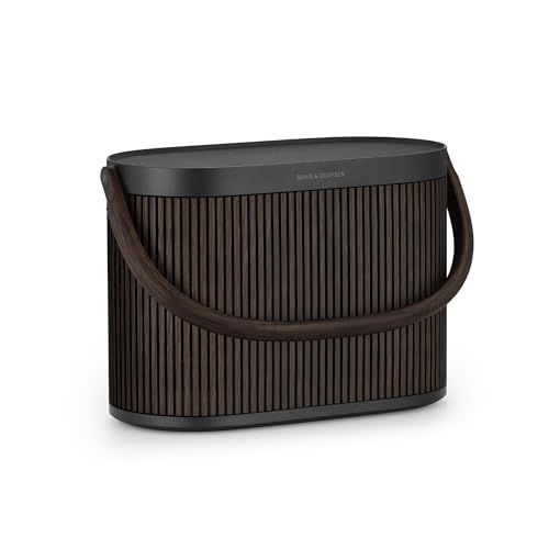 Bang & Olufsen Beosound A5 - Loud Wireless Home and Portable Bluetooth 360° Speaker with USB-C Cable and Integrated Qi Wireless Charging Pad - Dark Oak von Bang & Olufsen