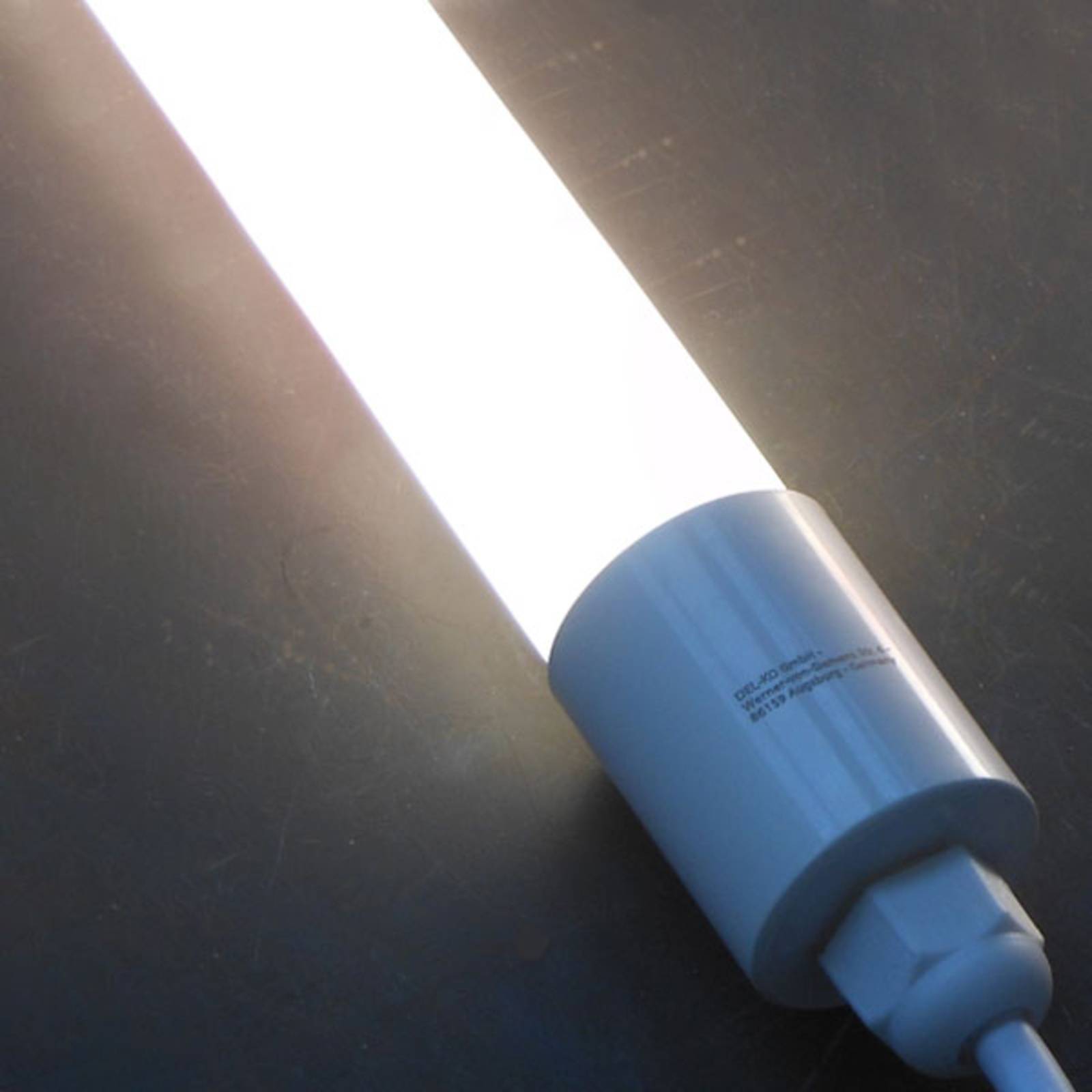 Bioledex LED-Pflanzenlampe GoLeaf TIP65, 120 cm, 16 W von Bioledex