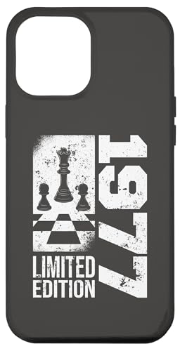 Hülle für iPhone 12 Pro Max Schach Jahrgang 1977 Geburtstag Schachfiguren Schachspieler von CLICK-HERE for more Chess-game Birthday Shirts