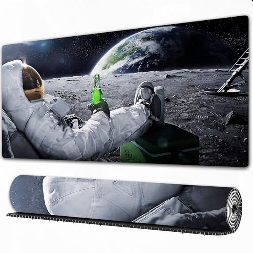 EOMKSE Mauspad Verlängertes großes Mauspad Schreibtischauflage,genähte Kanten Mauspad,Gummibasis,Der Mond Erde Planet EIN Mann trinkt Bier USA-Flagge,Gaming-Mauspad,30x80 cm von EOMKSE