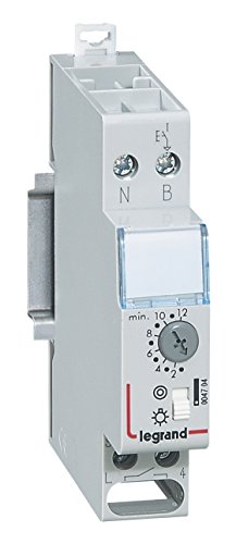 Legrand LEG04704 Timer, 230 V, 50/60 Hz, Ausgang, 16 A, 250 V ~, 8 x 5 x 2 cm von Legrand