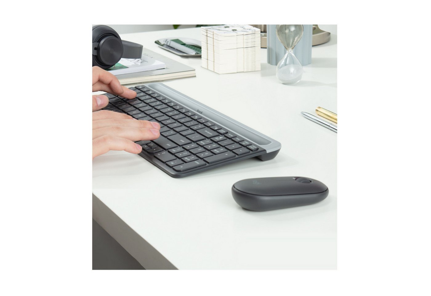 Logitech Logitech Slim Wireless MK470 Tastatur- und Maus-Set von Logitech
