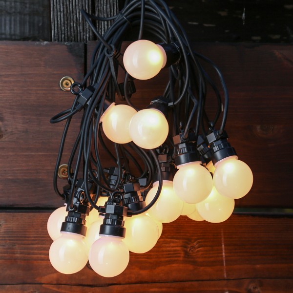 LED Party Lichterkette Circus - 20 opalfarbene Kugeln - 8,8m - kopp... LED Party Lichterkette Circus - 20 opalfarbene Kugeln - 8,8m - kopp... von MARELIDA