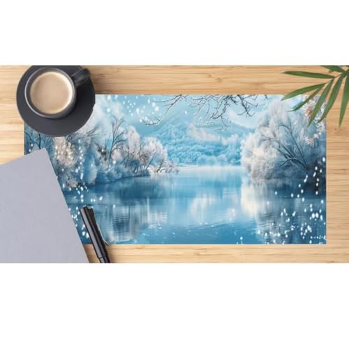 Mauspad XXL Weiß Mauspad 1500x800 mm, Gaming Mousepad XXL Mauspad Wald Schreibtischunterlage, Wasserdicht Mouse Pad Groß rutschfeste Unterseite Desk Mat Gaming Home, Office, Geschenke für Frauen M352 von Mahoxua