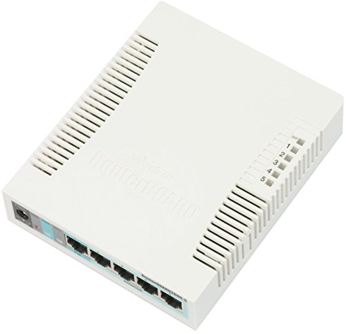 MikroTik RouterBOARD 260GS 5-Port Gigabit Smart Switch mit SFP 10047 (Gigabit Smart Switch mit SFP Cage, SwOS, Kunststoffgehäuse, PSU) von MikroTik