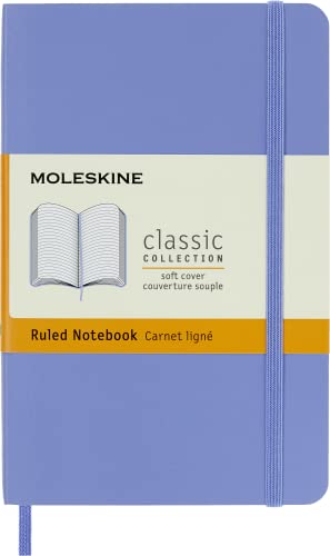 Moleskine - Klassisches Notizbuch, Linierte Seiten, Softcover und elastischer Verschluss, Größe 9 x 14 cm, Farbe Hortensienblau, 192 Seiten von Moleskine
