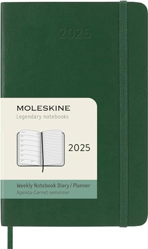 Moleskine Weekly Planner, WochenPlaner mit Platz für Notizen für 12 Monate 2025, Weicher Einband und Elastischer Verschluss, Farbe MyrtenGrün, TaschenFormat 9x14 cm von Moleskine