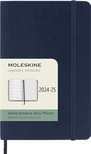 Moleskine Wochenplaner 2024-2025, WochenAgenda 18 Monate 2025 mit Platz für Notizen, mit weicher Abdeckung und elastischem Verschluss, Taschenformat 9 x 14 cm, Farbe Saphirblau von Moleskine