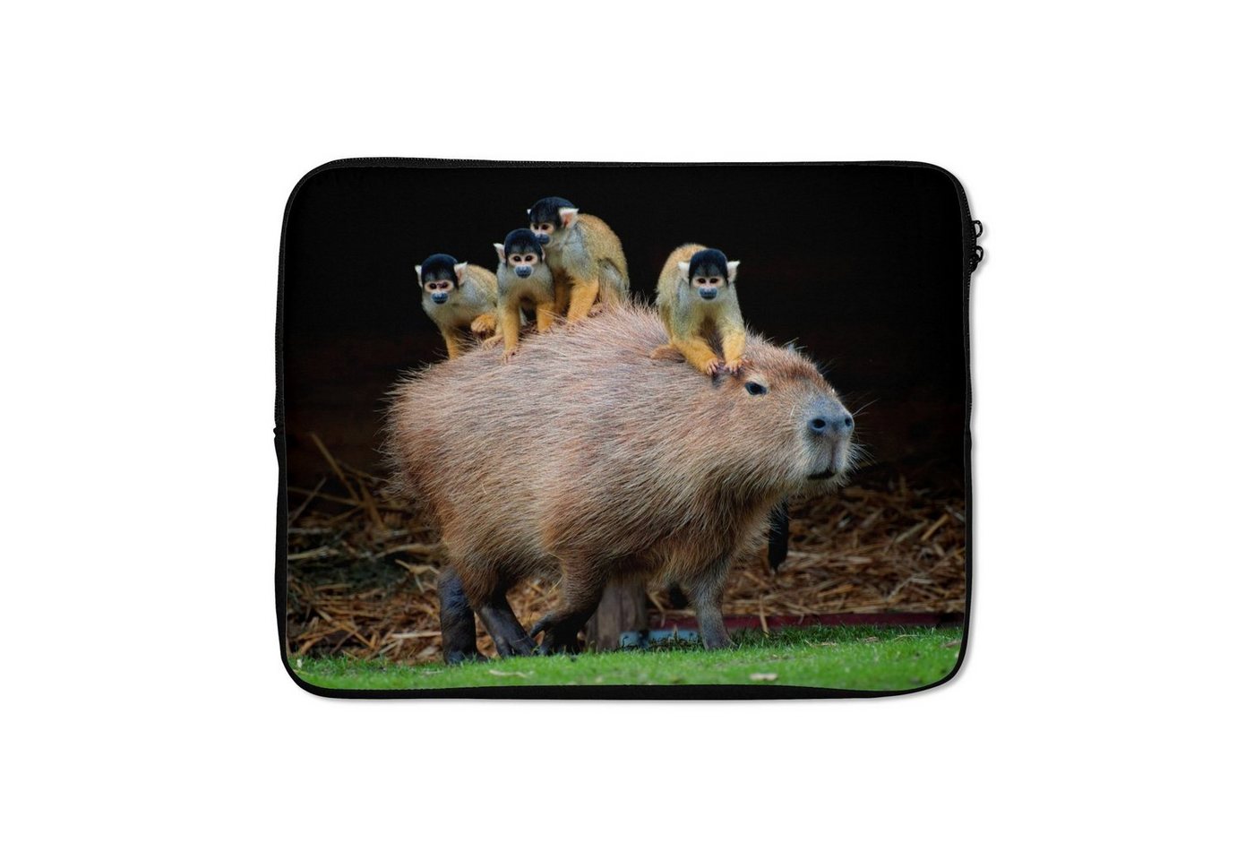 MuchoWow Laptop-Hülle Ein Capybara mit Affen darauf von MuchoWow