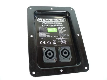 Omnitronic Frequenzweiche DX 2222 mit Speakon Anschlußfeld von OMNITRONIC