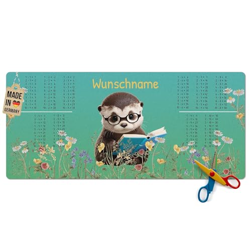 Pr Print Royal Schreibtischunterlage selbst gestalten mit Name - mit kleinem Einmaleins - Otter - Waschbar, Personalisierte Geschenke zur Einschulung | 90x40 cm, Rutschfest von PR Print Royal