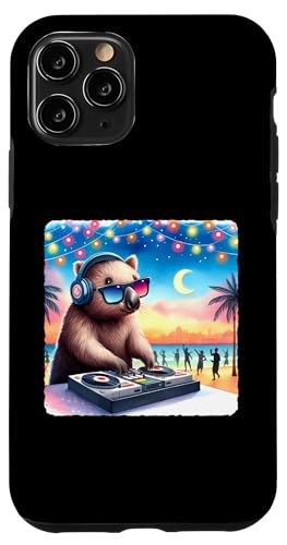 Hülle für iPhone 11 Pro Wombat Djing am Strand mit Sonnenbrille und Kopfhörern. DJ von Palm Trees Music Turntables Party Rhythm Wombat Dj