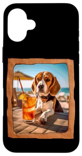 Hülle für iPhone 16 Plus Beagle genießt Eistee-Strandszene von Playful Summer Vibes Pet Relaxation Beach Life