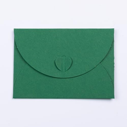 PresentFill® 25 Stück Mini Briefumschläge mit Herz Verschluss Smaragd Grün Format 10 x 7 cm Kleine Umschläge aus 100% Recycling Kraftpapier zum gestalten, beschriften oder bedrucken von Present Fill