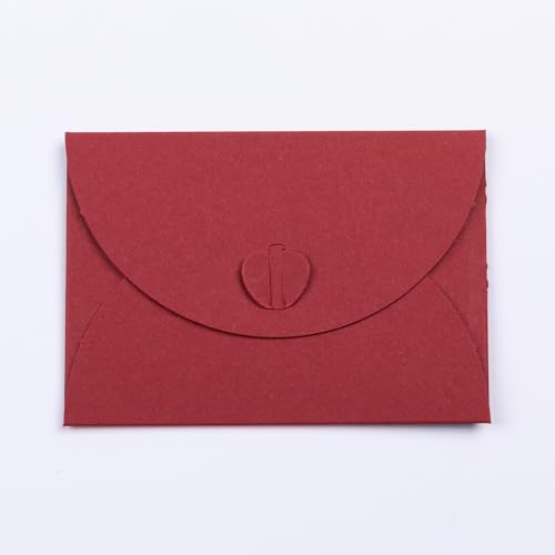 PresentFill® 50 Stück Mini Briefumschläge mit Herz Verschluss Bordeaux Format 10 x 7 cm Kleine Umschläge aus 100% Recycling Kraftpapier zum gestalten, beschriften oder bedrucken von Present Fill