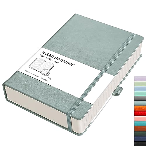 RETTACY Notizbuch A5 liniert - Dickes Tagebuch mit 320 nummerierten Seiten, 1 Rücktasche und hochwertigem Hardcover für Frauen und Männer im Büro oder in der Schule, 14,5 x 21 cm - Graublau RETTACY Notizbuch A5 liniert - Dickes Tagebuch mit 320 nummerierten Seiten, 1 Rücktasche und hochwertigem Hardcover für Frauen und Männer im Büro oder in der Schule, 14,5 x 21 cm - Graublau von RETTACY