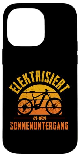 Elektrisiert In Den Sonnenuntergang Pedelec Radler Radfahrer Hülle für iPhone 14 Pro Max von Radfahrer Elektrofahrrad E-Biker Sprüche Design