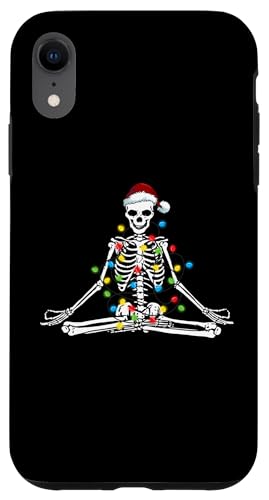 Hülle für iPhone XR Weihnachten Yoga Skelett Weihnachtsmann Weihnachtsbeleuchtung von Relaxing Winter Holiday Season Apparel Co.