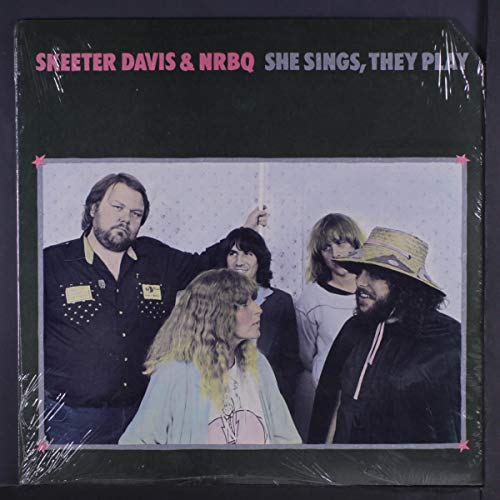 She Sings They Play [Vinyl LP] von ROUNDER