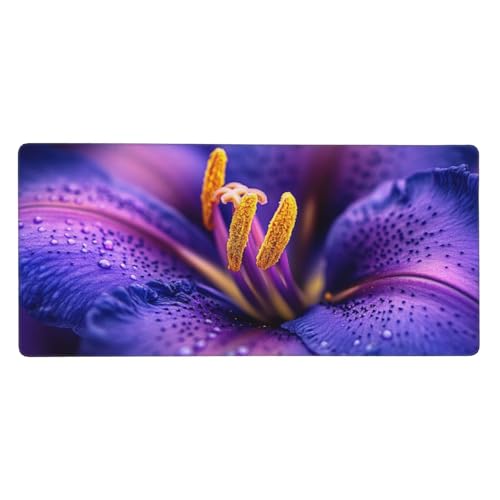 Gaming Mauspad XXL 1200 x 600 mm, Lila Mousepad Blume Desk Mat mit Vernähte Kanten, WassXerdicht Anti-Rutsch Tastatur Unterlage, Verbessert Präzision und Geschwindigkei Mauspads für Gamer -Y1313 von Syiboo