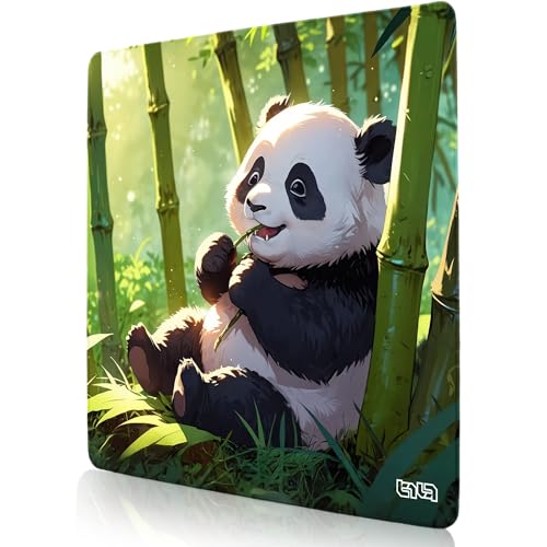 Tilt Schreibtischunterlage 30x30 cm Gaming Mauspad | Rutschfester Mousepad Groß für Schreibtisch und PC Gadgets | Wasserdichter Desk Mat (Panda and the Tasty Bamboo) von Tilt