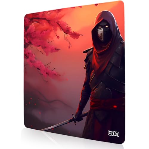 Tilt Schreibtischunterlage 30x30 cm Gaming Mauspad | Rutschfester Mousepad Groß für Schreibtisch und PC Gadgets | Wasserdichter Desk Mat (Red Assassin) von Tilt