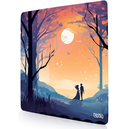 Tilt Schreibtischunterlage 30x30 cm Gaming Mauspad | Rutschfester Mousepad Groß für Schreibtisch und PC Gadgets | Wasserdichter Desk Mat (Romantic Walk) von Tilt