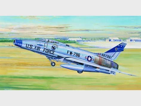 North American F-100D Super Sabre von Trumpeter