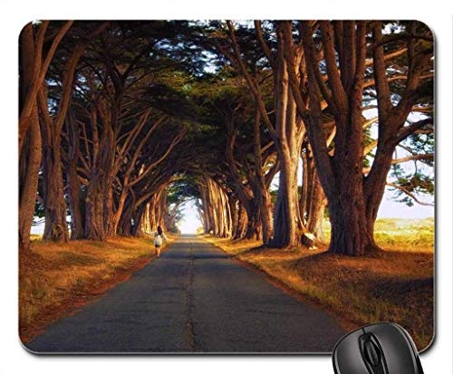 Fine dauerhafte Gemeinsame Kanten Gaming Mouse pad, Mädchen Laufen in den bäumen, auf der Straße, EIN Mousepad, Maus - Pads (Forest Mouse pad) von Yanteng