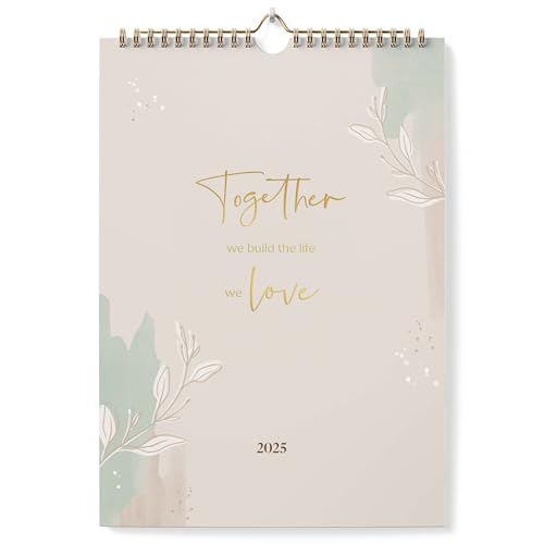 KIND OF HAZEL® A3 Familienkalender 2025 - Beige/Rose I Wandkalender 2025 5 Spalten mit Goldfolienprägung I Kalender Familienplaner 2025 | Kalender 2025 für Familien von kind of hazel