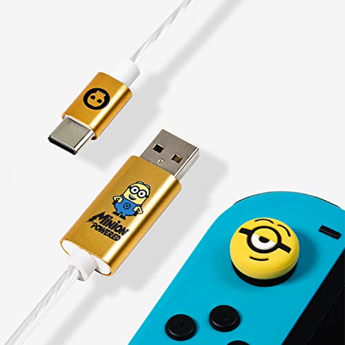 Numskull Official Minions LED USB Type-C Cable and Thumb Stick Grips - 1.5m Fast Charging Lead, Nintendo Switch Controller Mod (Nintendo Switch) von numskull
