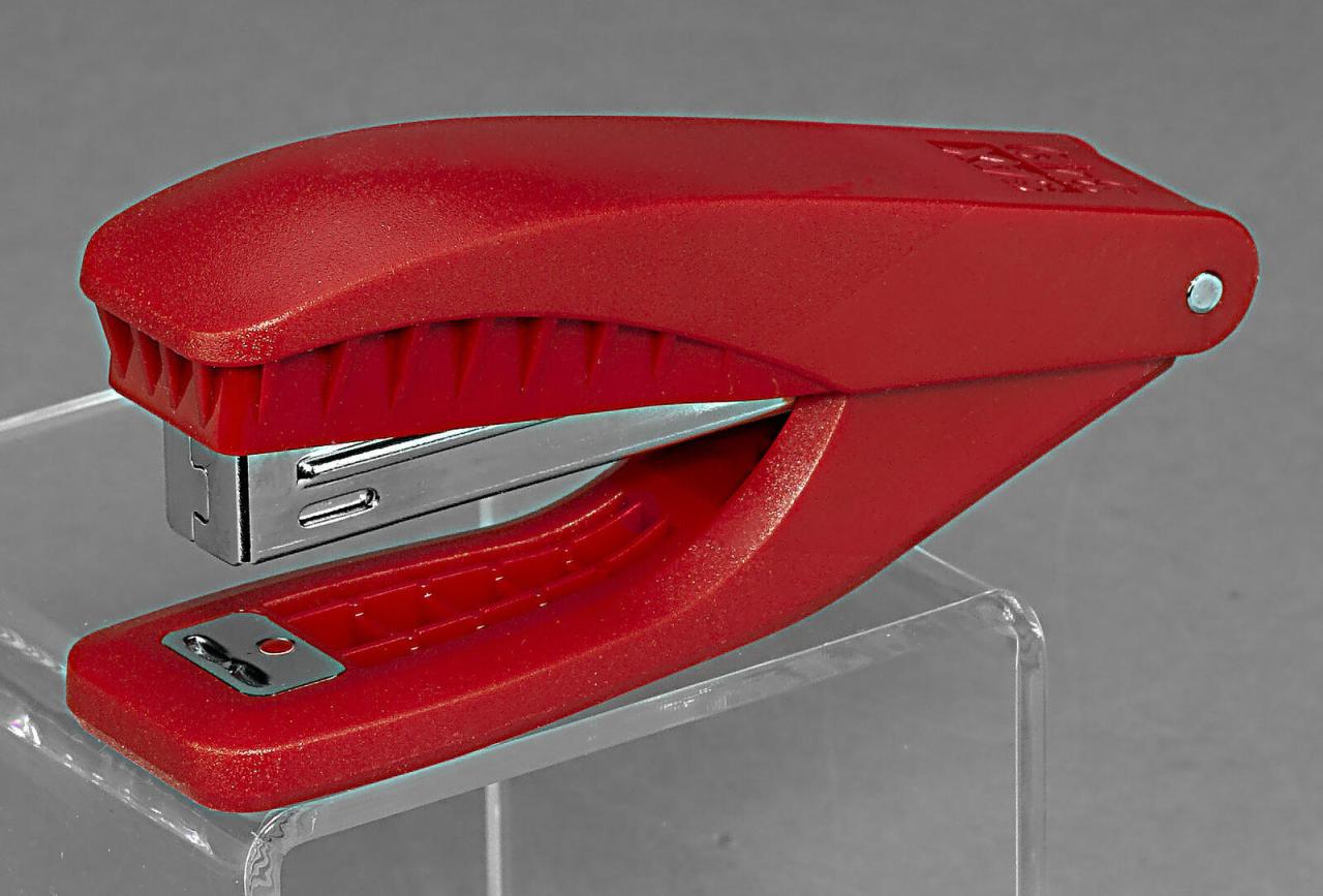sax design Heftgerät rot sax design Heftgerät rot von sax design